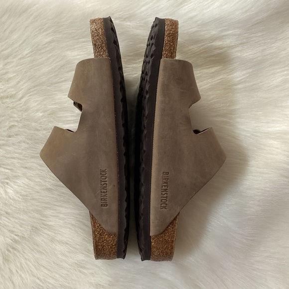 Birkenstock Arizona Oiled Leather Regular/Wide Fit - Picture 3 of 10